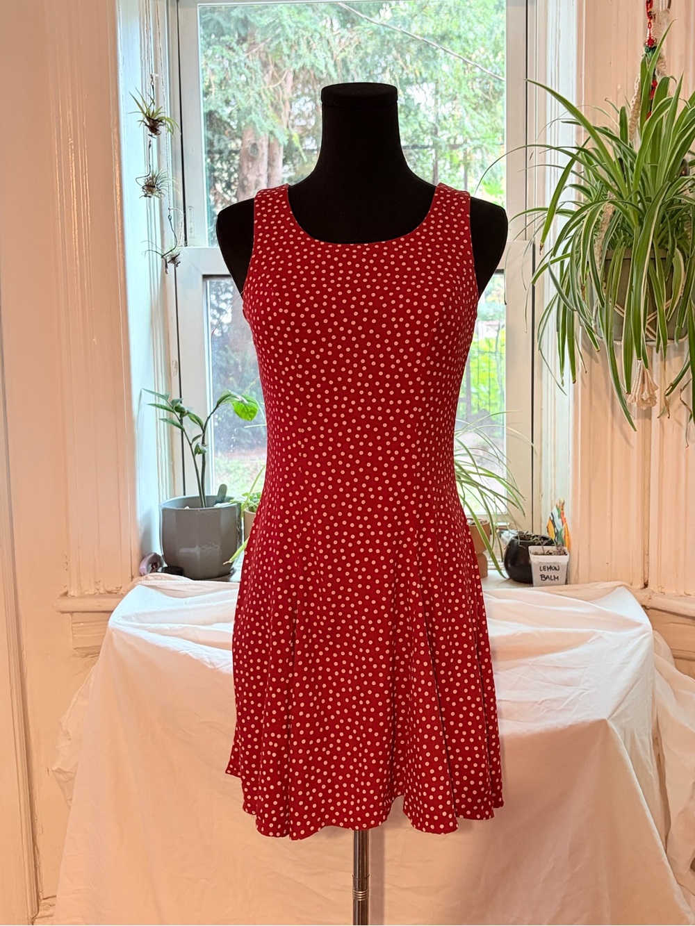 Vintage 90s Red And White Polka Dot Sleeveless Sheath Fit & Flare Mini Dress | S